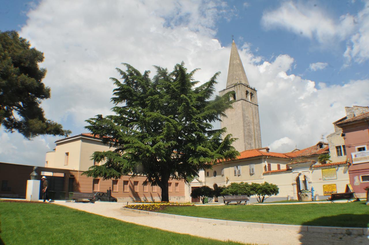 Hostel Alma 2 Poreč Eksteriør bilde