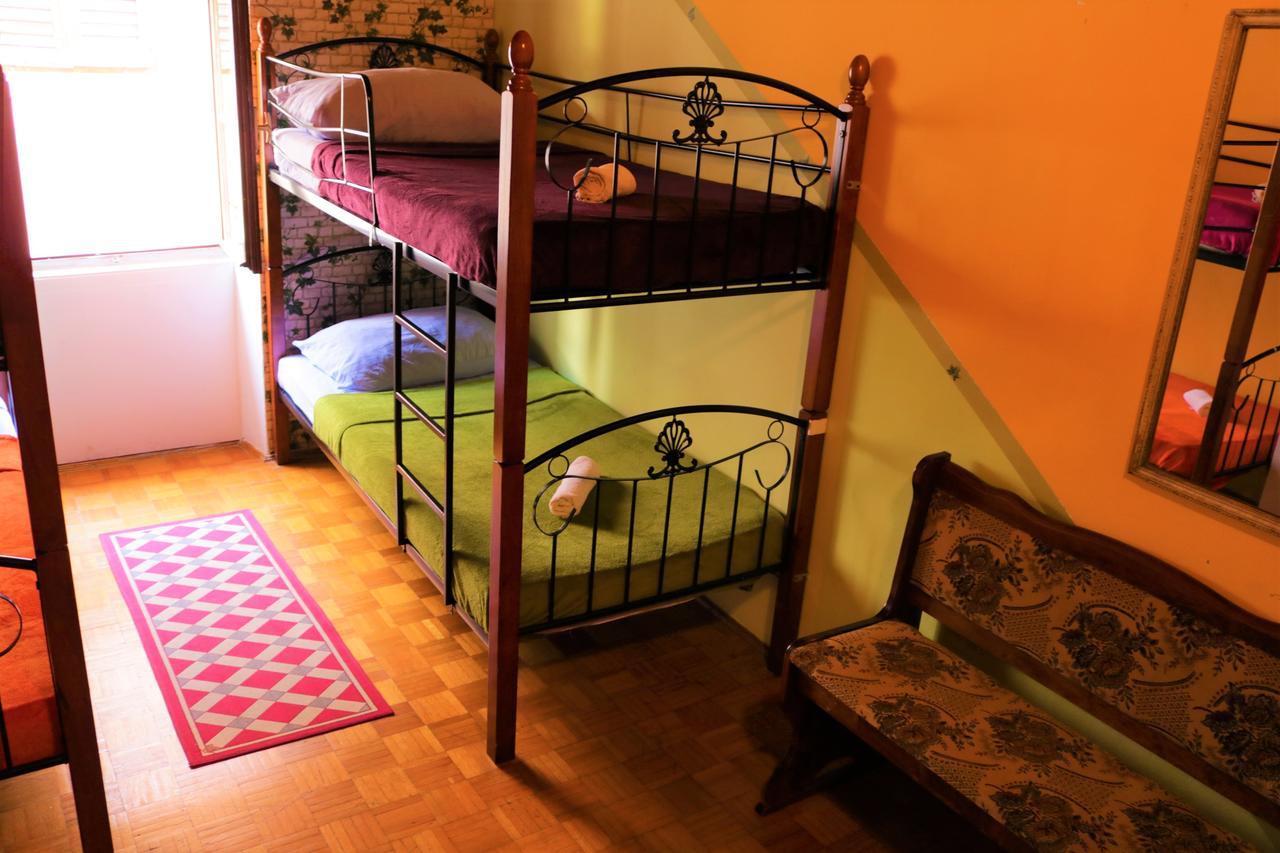 Hostel Alma 2 Poreč Eksteriør bilde