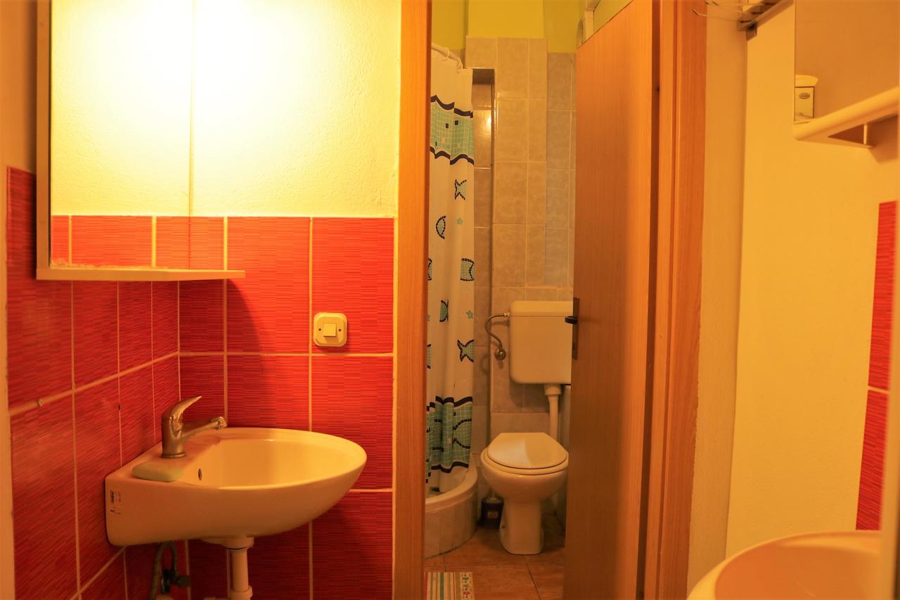 Hostel Alma 2 Poreč Eksteriør bilde