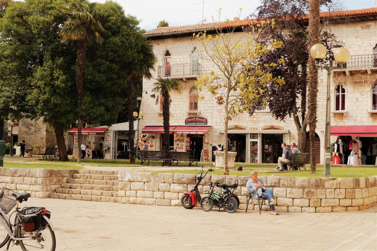 Hostel Alma 2 Poreč Eksteriør bilde